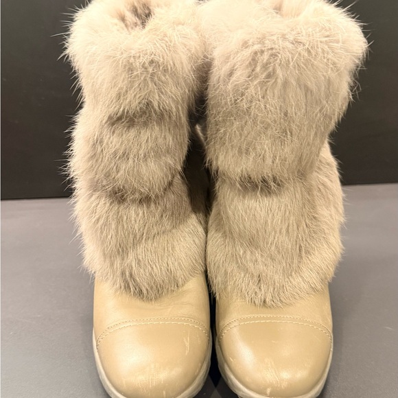 Salvatore Ferragamo Beige Faux Fur Wedge Boots - Picture 2 of 5